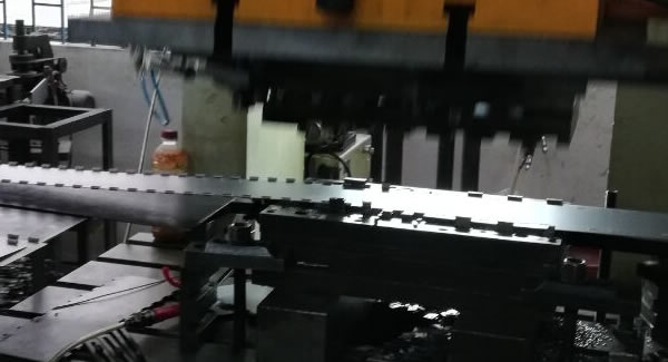 客戶滿意，長合頁，屏風合頁，重型合頁等東莞合頁，東莞鉸鏈訂單增多